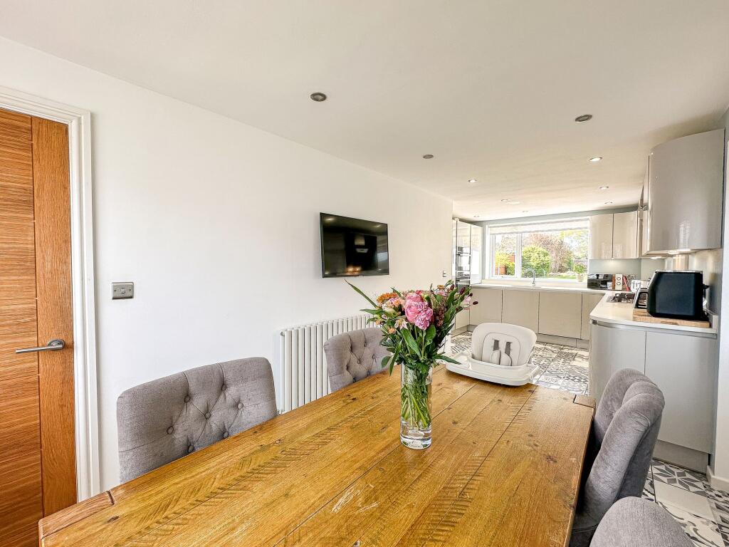 House in Upton, Overchurch Hill - View 4