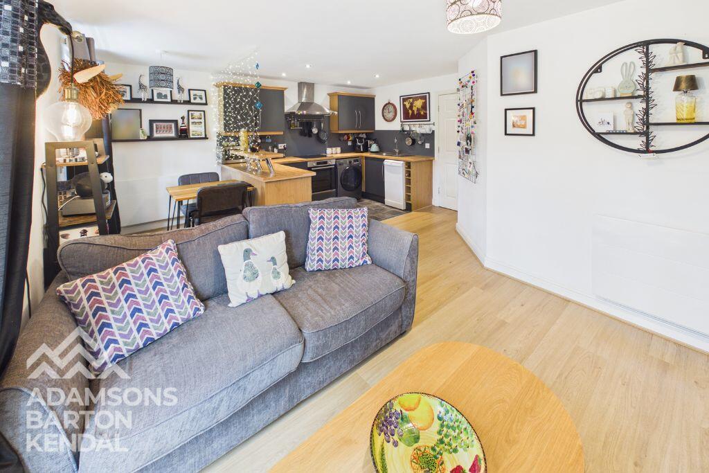 Apartment in Oldham - View 5