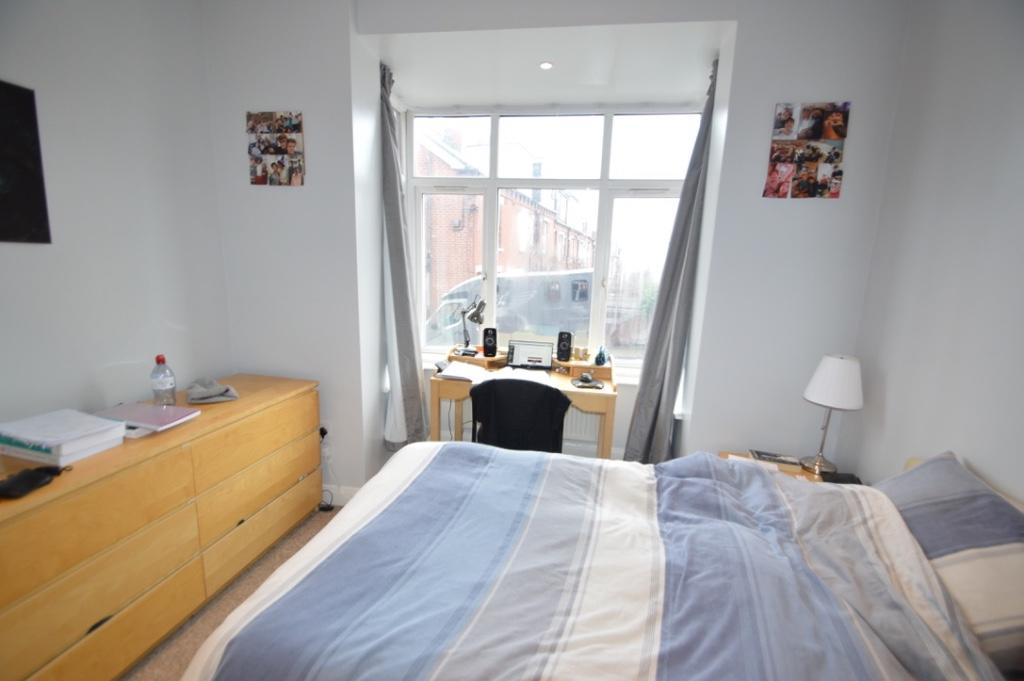 6 bedroom terraced house for rent