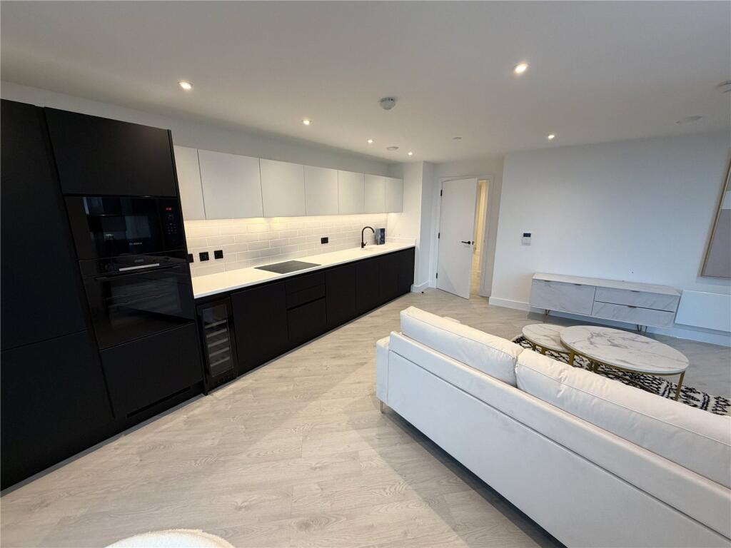 Apartment in Manchester - View 4