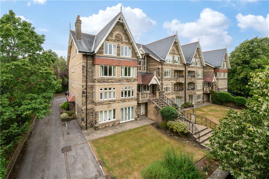 Main image of property: Park Avenue, Harrogate, HG2