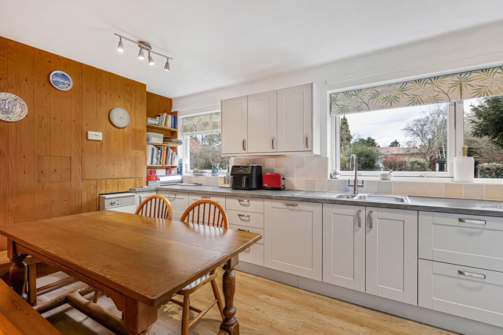 Courtenay Close, Sutton Courtenay, OX14 photo 4