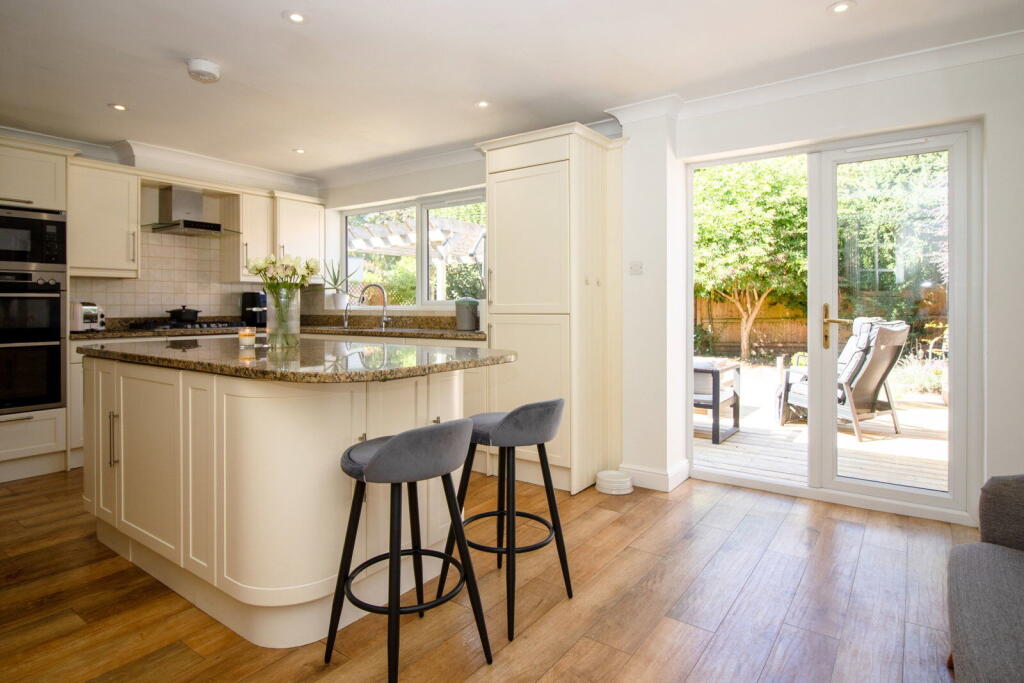 House in Southampton - View 2