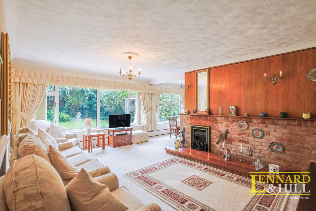 House in Romford - View 3