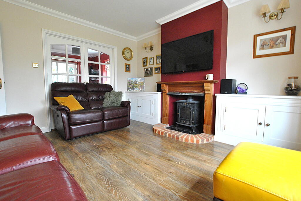 Barton Drive, Kedington, Haverhill, CB9 7PS - View 6