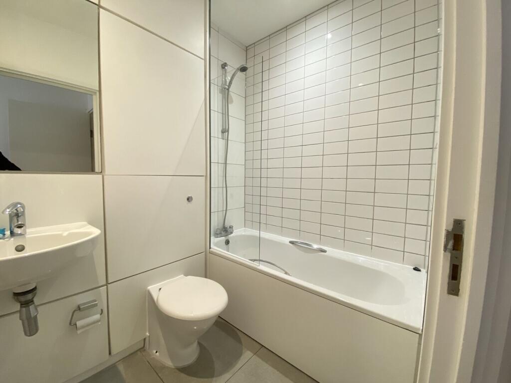 Apartment in Manchester - View 4