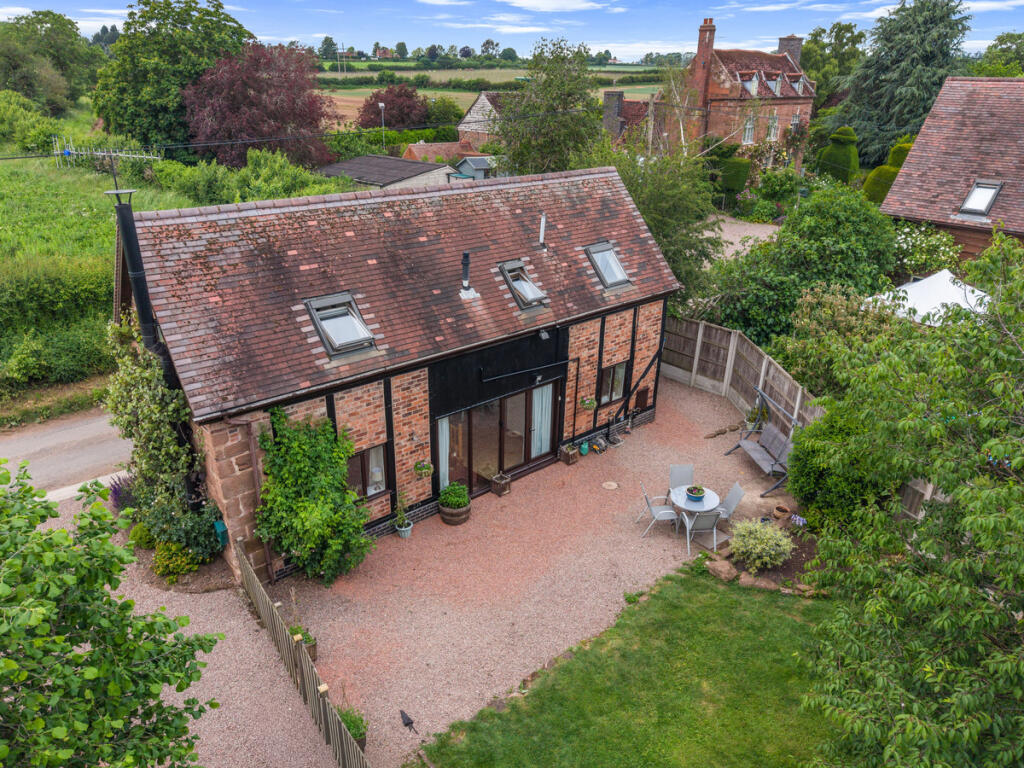 House in Wychavon, Hartlebury - View 2