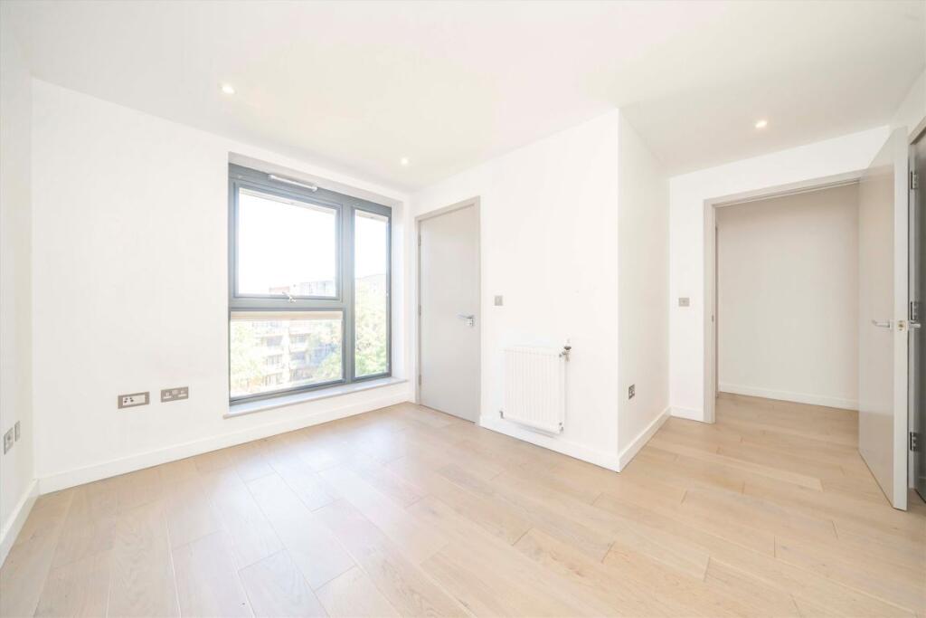 Apartment in London - View 5