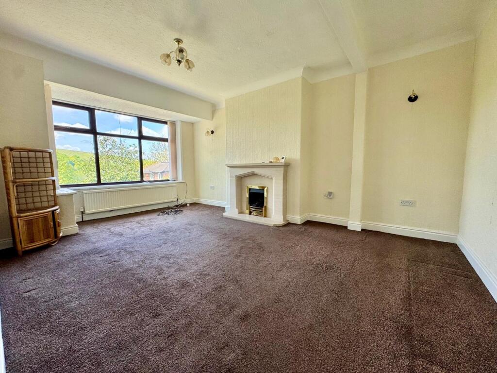 Ryefield Avenue West, Haslingden, Rossendale, Lancashire, BB4 photo 2