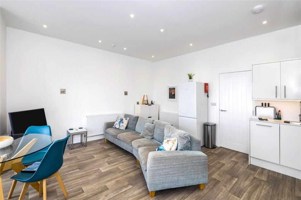 House in Truro - View 4