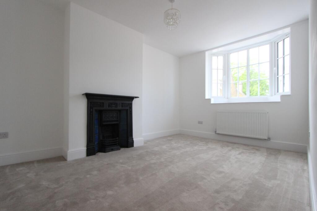 Stanhope Road, Deal, CT14 - More