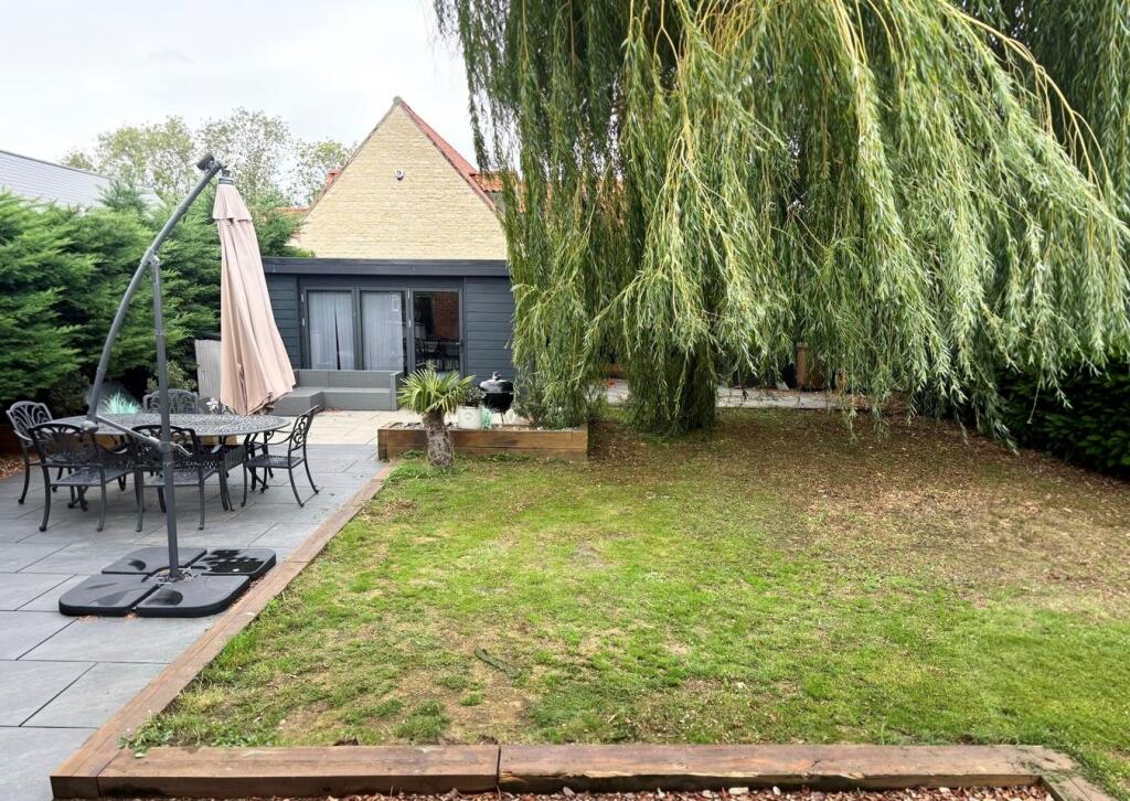 Lincoln Road, Glinton, Market Deeping, PE6 photo 4