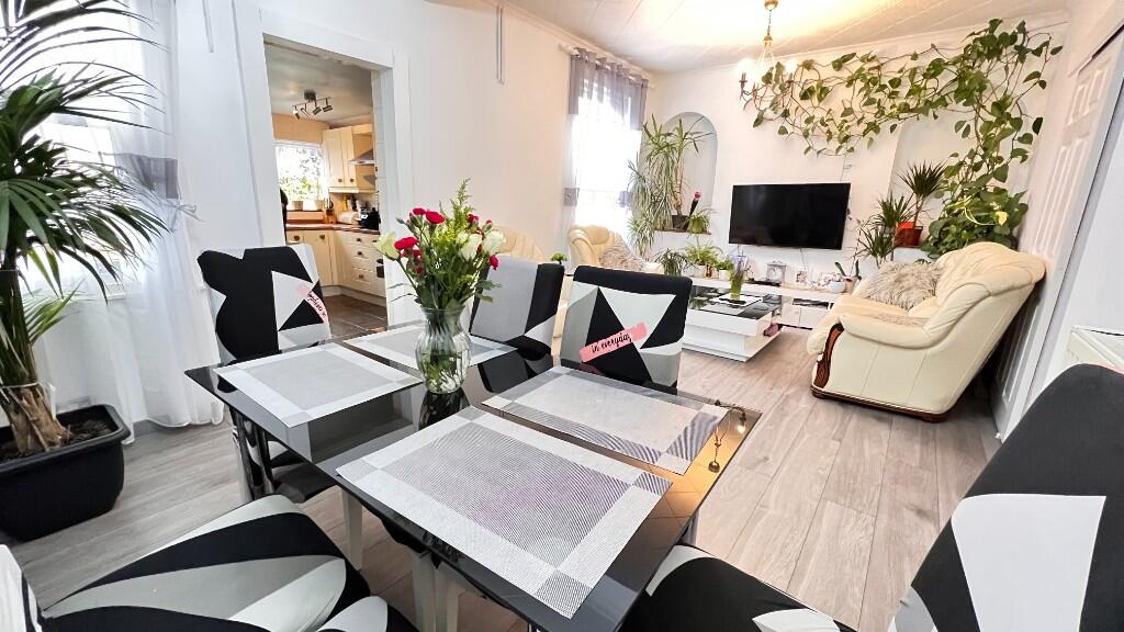 11 COLVILE ROAD photo 4