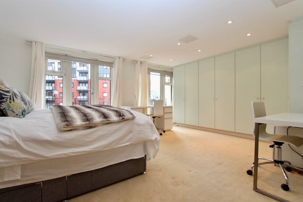 Apartment in London, Surbiton - View 4