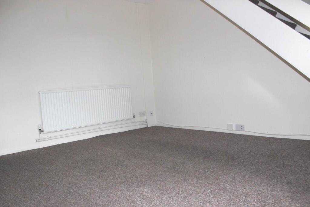 House in London - View 3