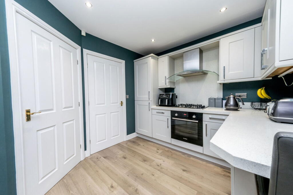 Round Hill Close, Skelmanthorpe, HD8 photo 4