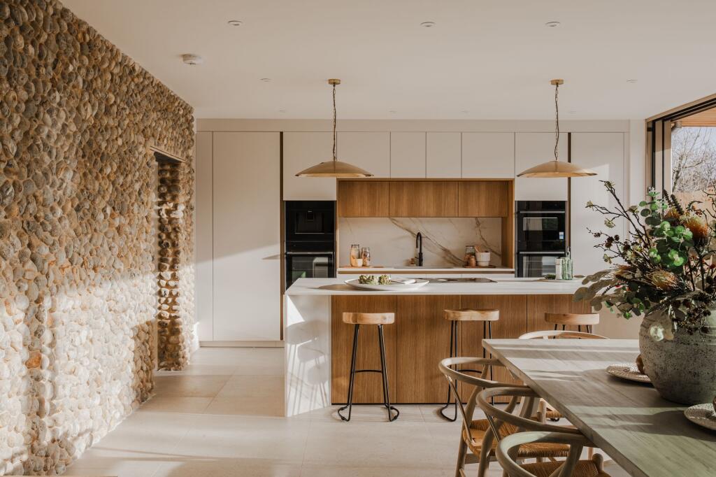 A Beautiful Renovation Perfectly Positioned in Brancaster Staithe photo 4