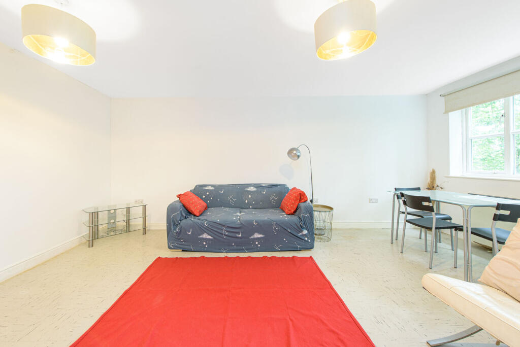 Apartment in London - View 4