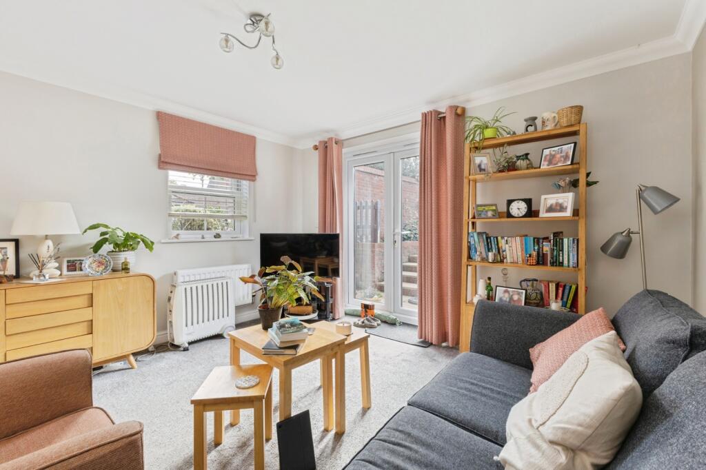 House in South Norfolk, Wymondham - More
