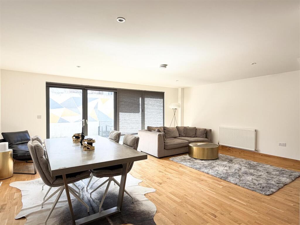 Breaker Mews, Eastbourne, BN22 7EX - View 3