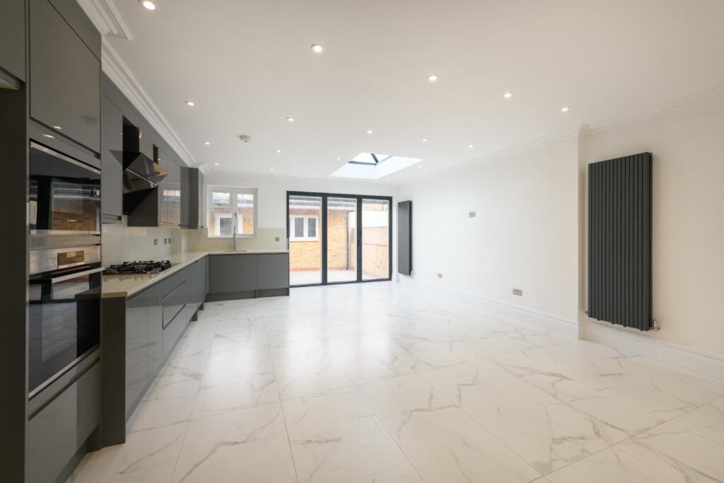 House in London - More