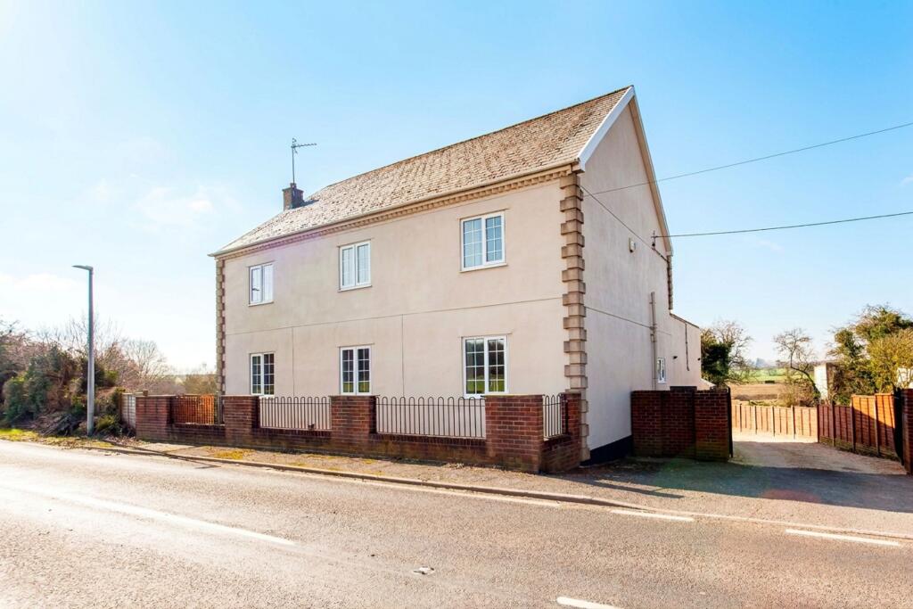 Main image of property: Mansfield Road, Scarcliffe, S44