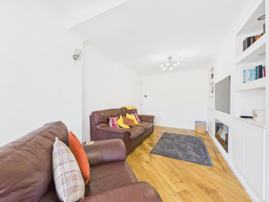 Hillyfield Road, Headley Park, Bristol photo 3