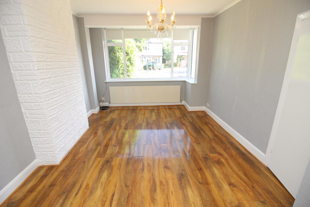 House in Kingston upon Thames - View 3
