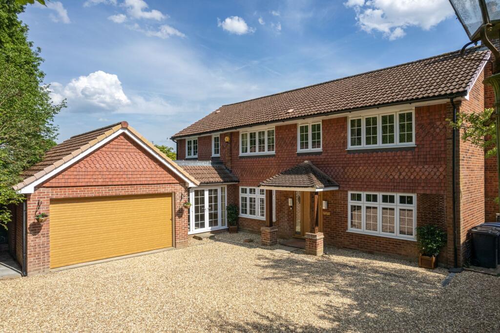 5-bed detached on Bulls Bushes, Hook, RG27, £1,000,000