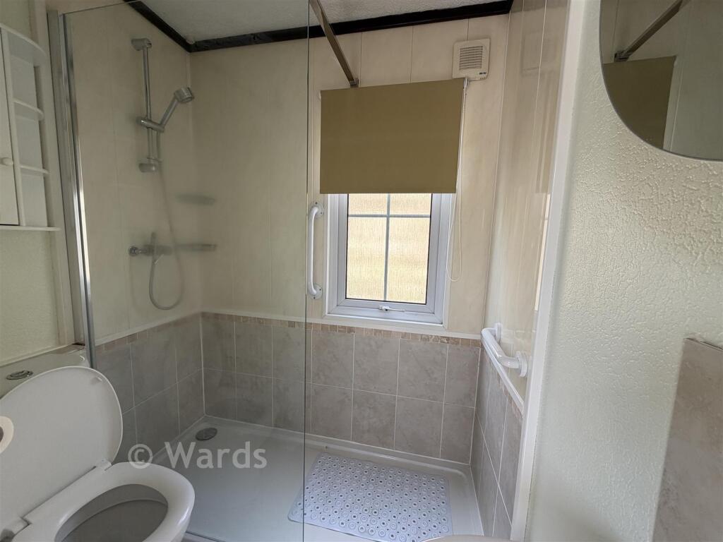 House in Maidstone, Barming - More