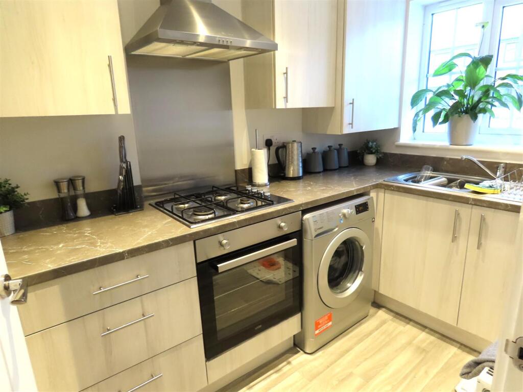 Turnberry Avenue, Blyth photo 4