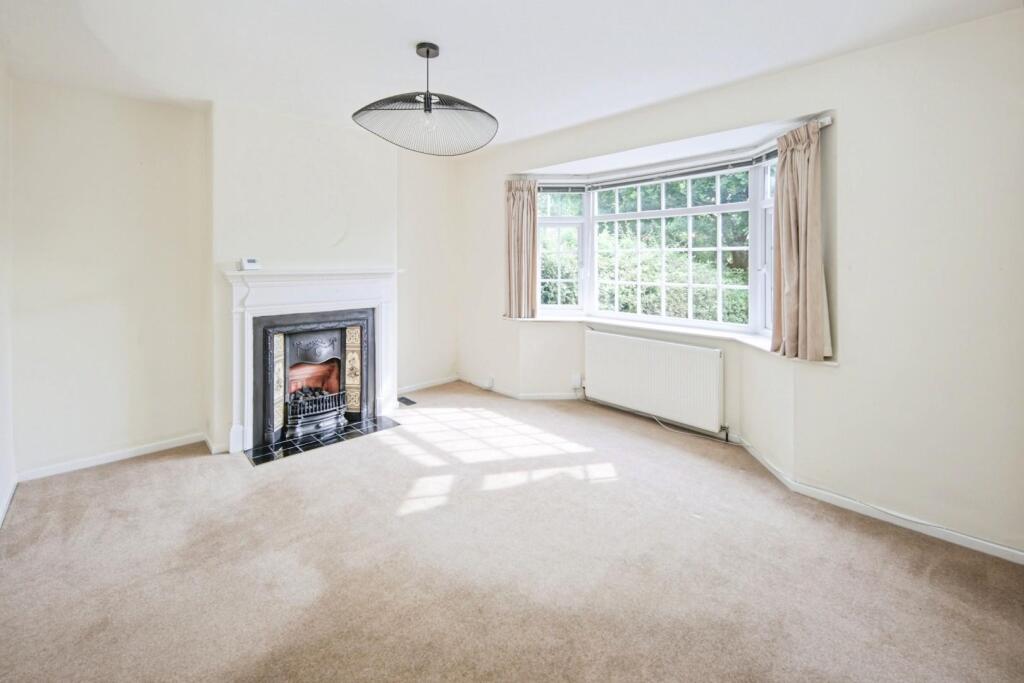 House in Solihull, West Midlands - View 4