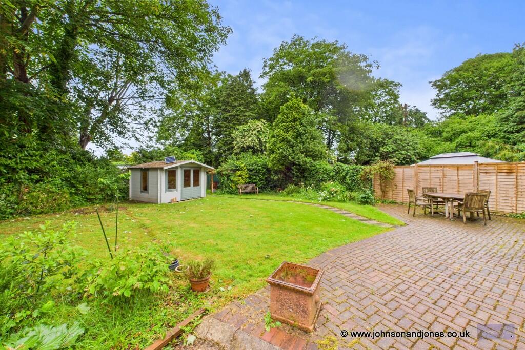Fernlands Close, Chertsey, Surrey, KT16 photo 2