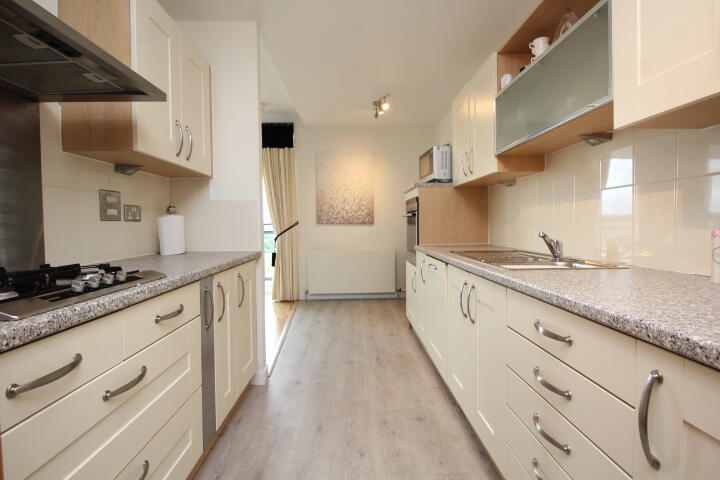 Apartment in Glasgow - View 5