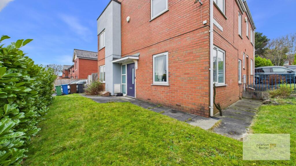 Willow Street, Bury photo 3