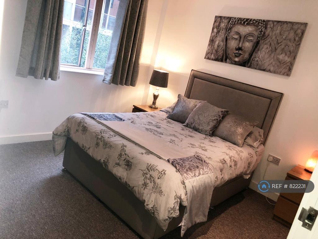 Apartment in Manchester - View 4