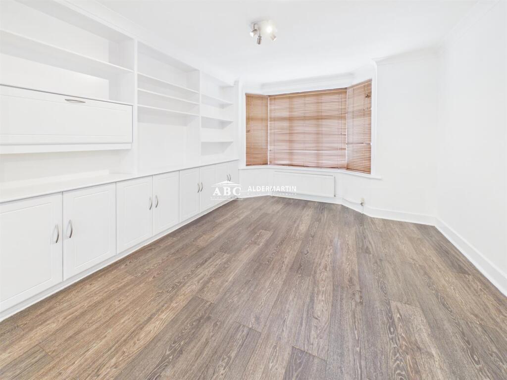 House in Harrow - More