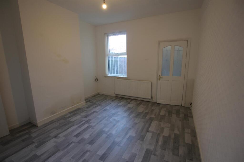 House in Leicester - View 2