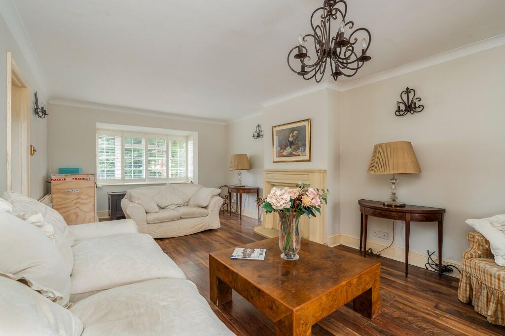 Mariners Close, Hamble, SO31 photo 5