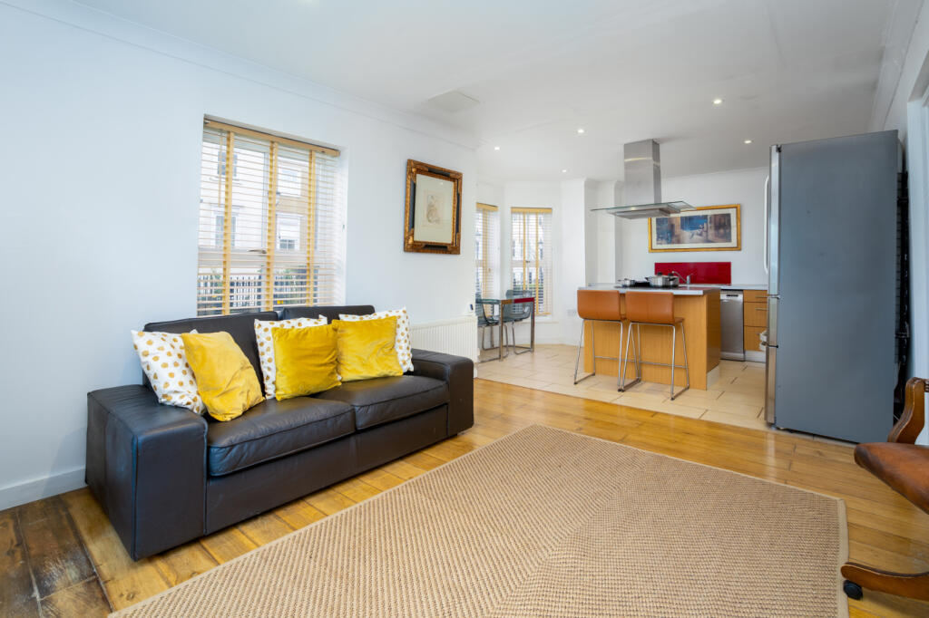 Main image of property: Northpoint Square, London, NW1