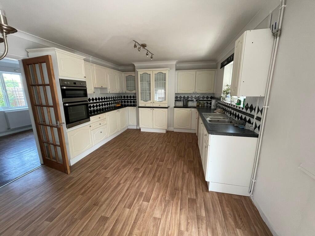 House in Ipswich - View 3