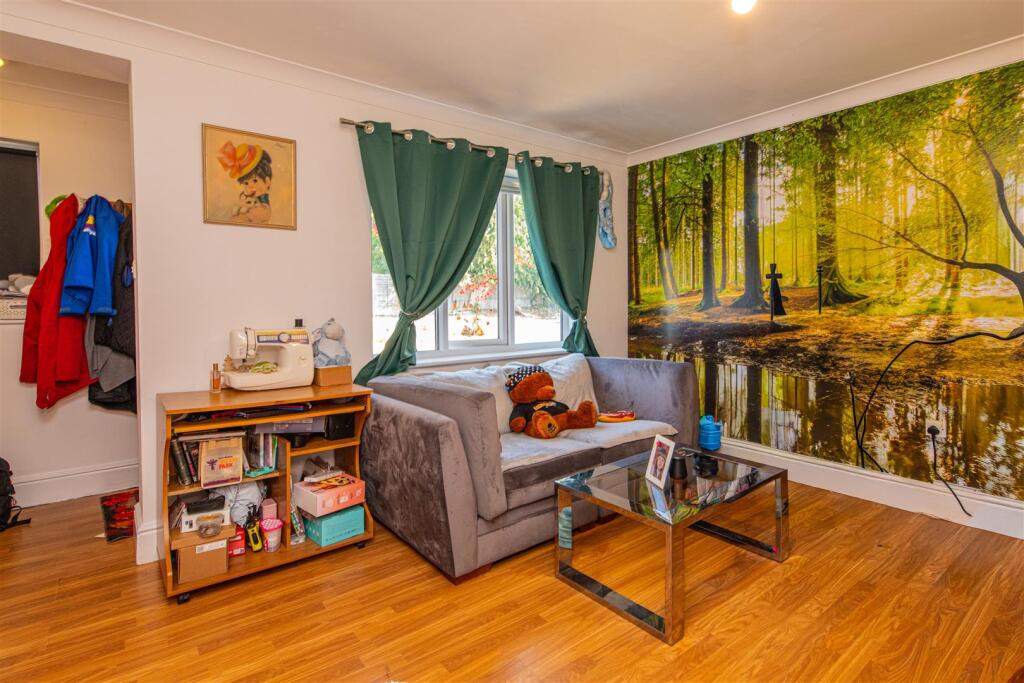 Gainsborough Court, Corby - View 3