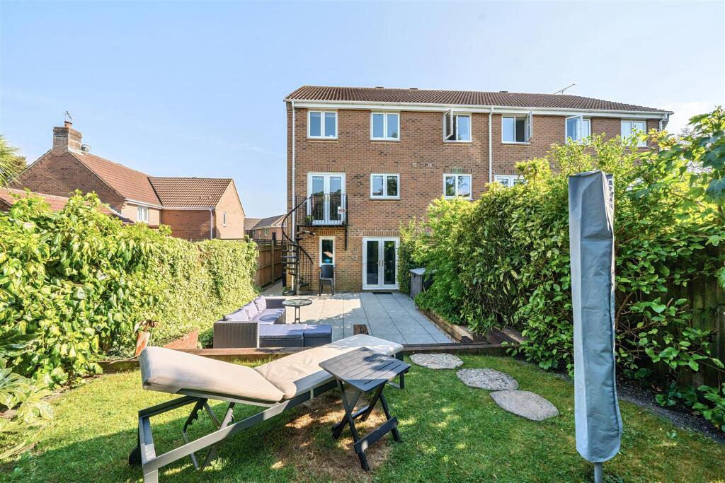 Main image of property: Kiln Way, Verwood