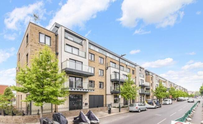 Apartment in London - View 2