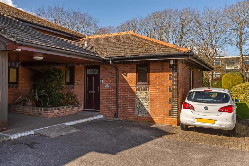 House in Worthing, West Sussex - View 5