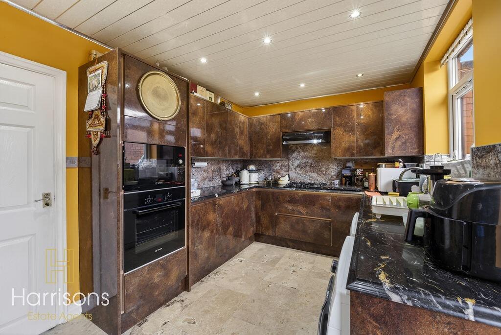 House in Bolton, Middle Hulton, Daubhill - View 5