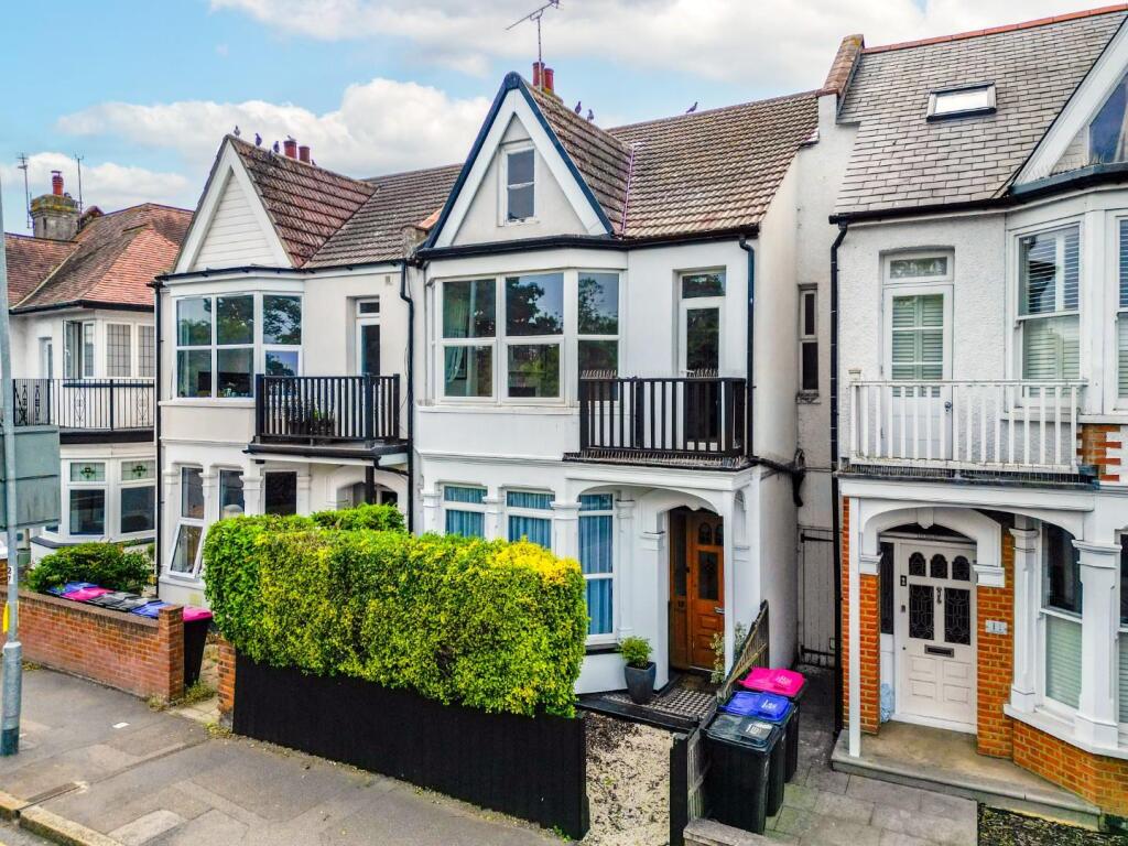 Main image of property: Leigh Road, Leigh-On-Sea