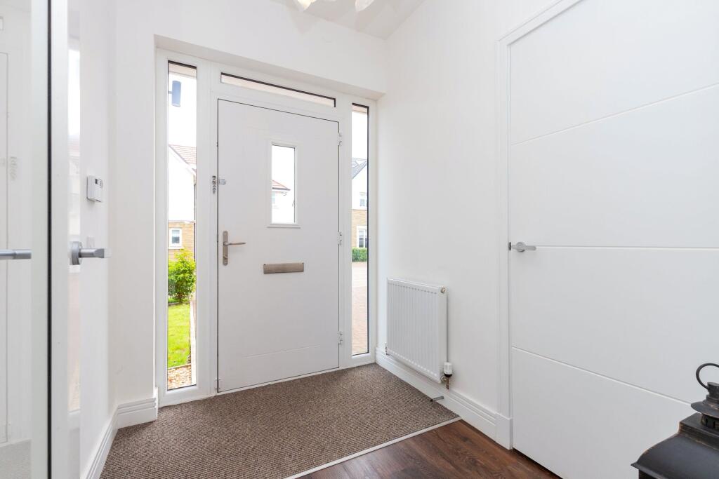 House in Glasgow, South Lanarkshire - View 2
