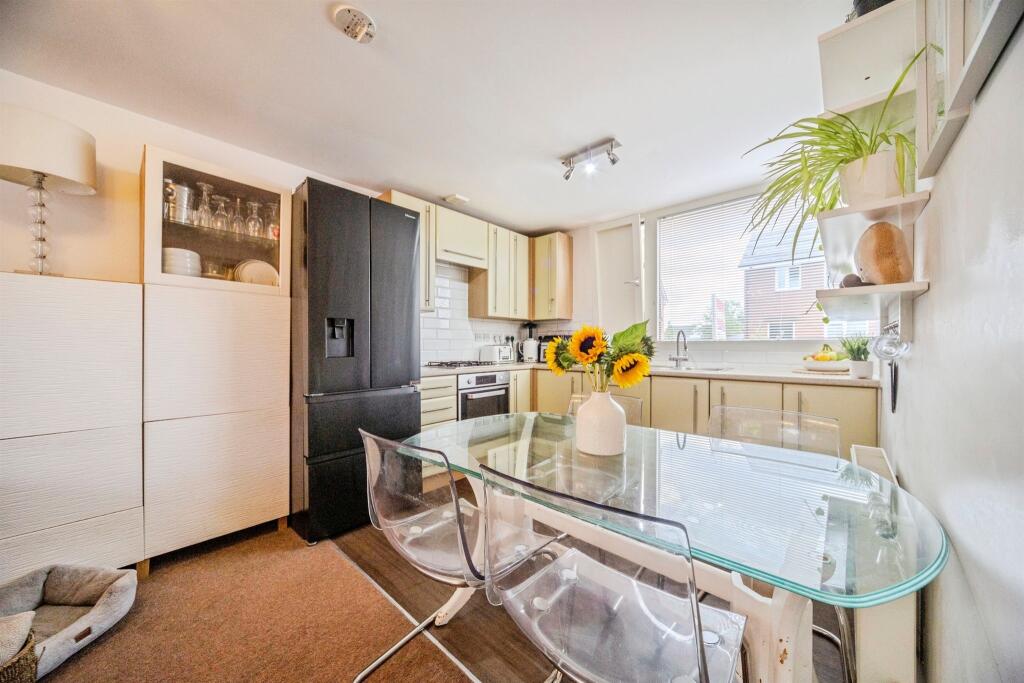 House in Milton Keynes - View 5