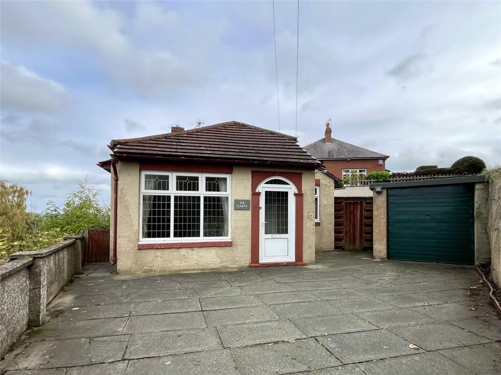 2-bed bungalow on Fellside, Hexham, Northumberland, NE46, £210,000
